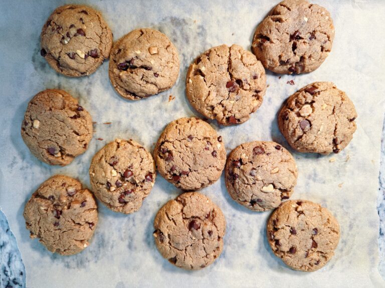 Gluten Free Peanut Butter Chocolate Chip Cookies