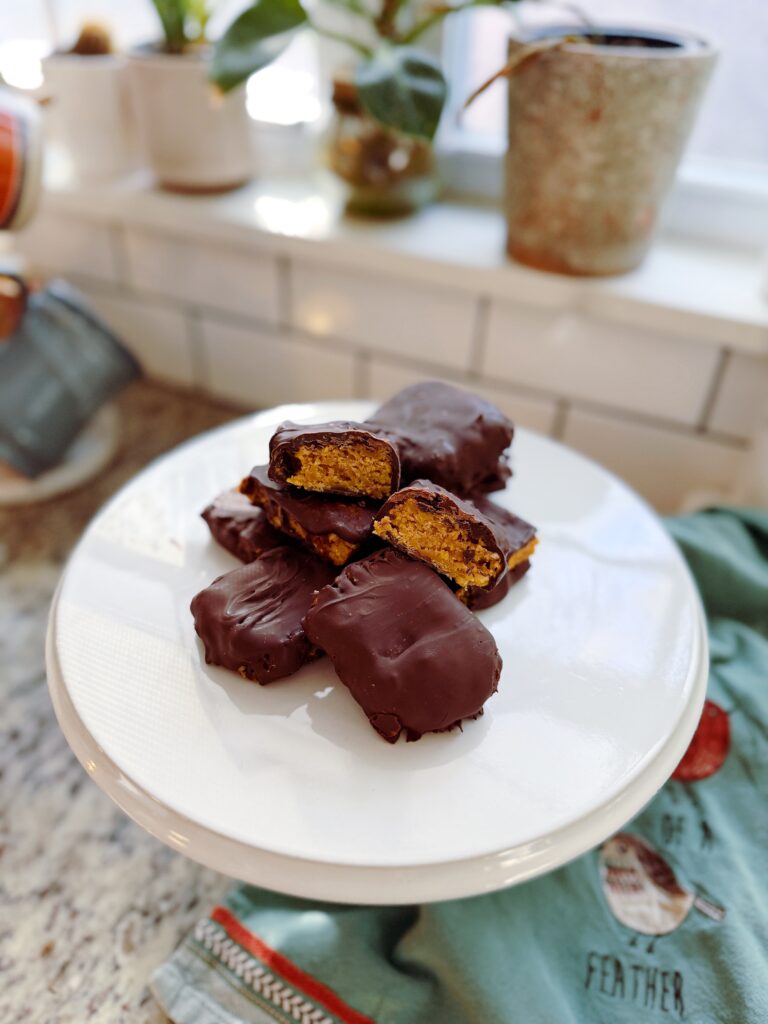 Homemade (& HealthiER) Butterfinger Bar Recipe