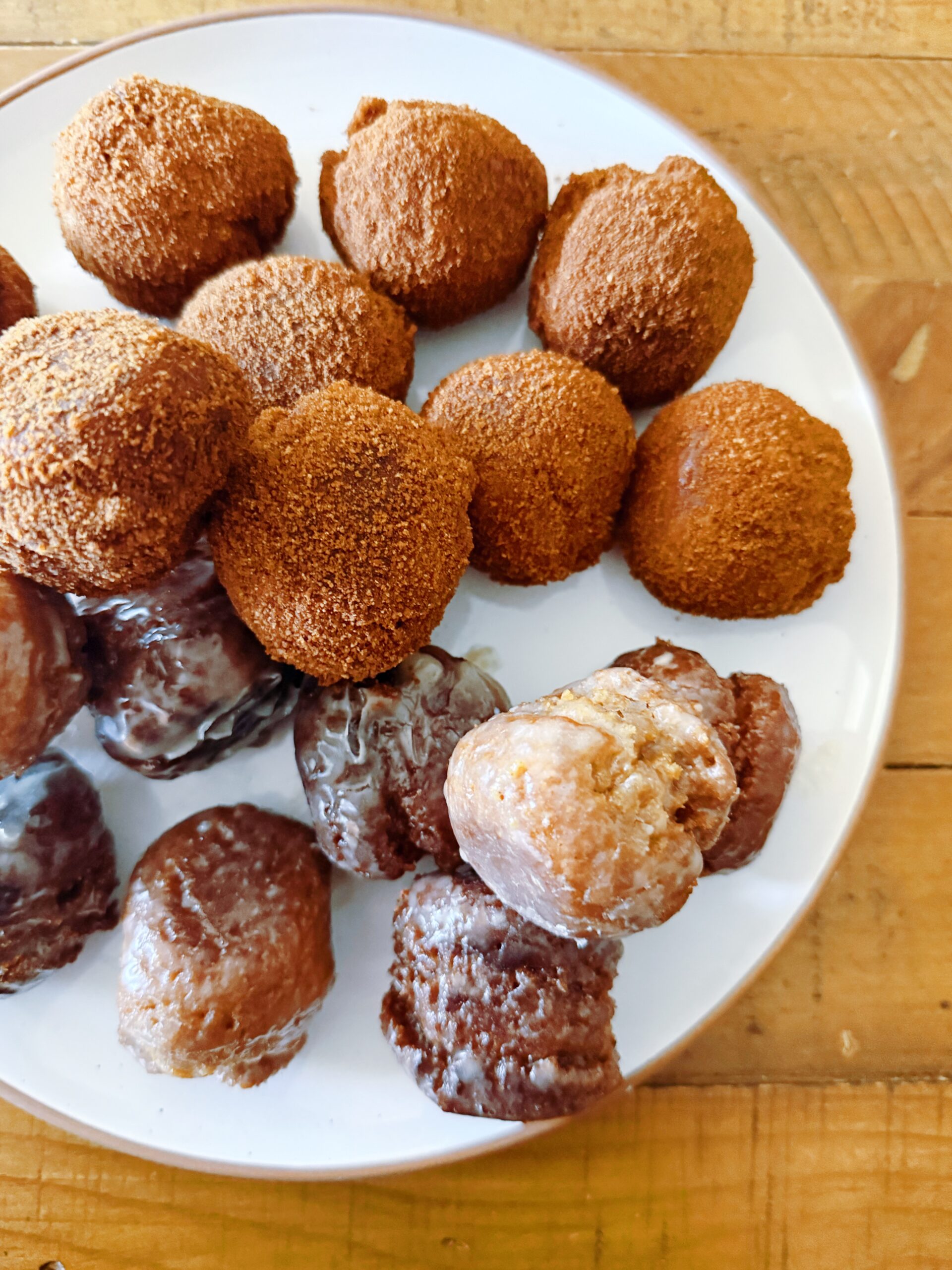 Pumpkin Spice Donuts with Maple Glaze | Gluten Free
